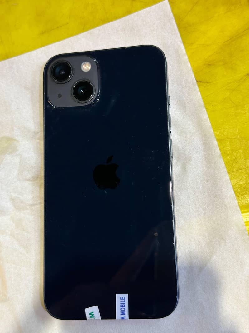 Apple iPhone 13 3