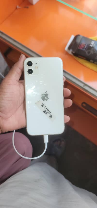 Apple iPhone 11