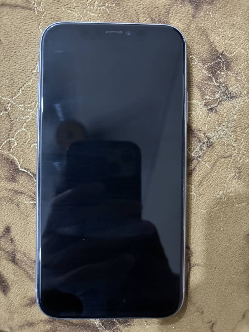 Apple iPhone 11 7