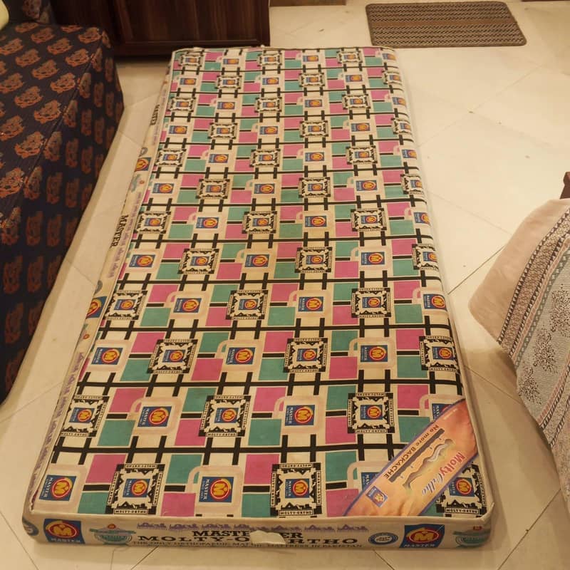 Mattress 0