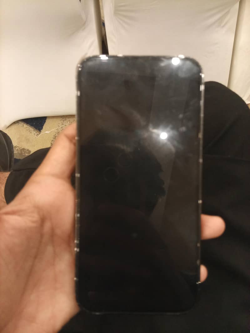 Apple iPhone 13 Pro 1
