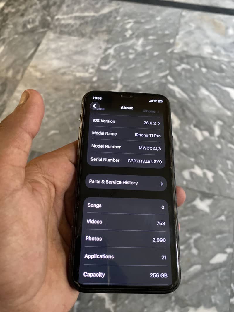 Apple iPhone 11 Pro 1