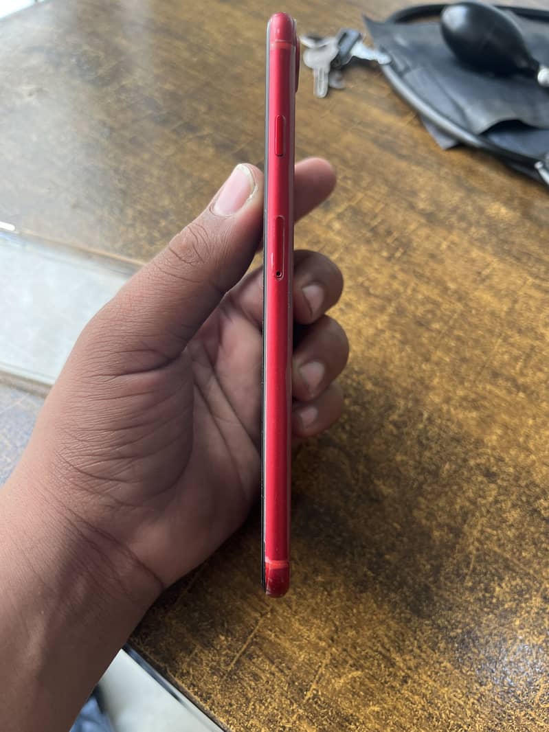 Apple iPhone 8 Plus 4