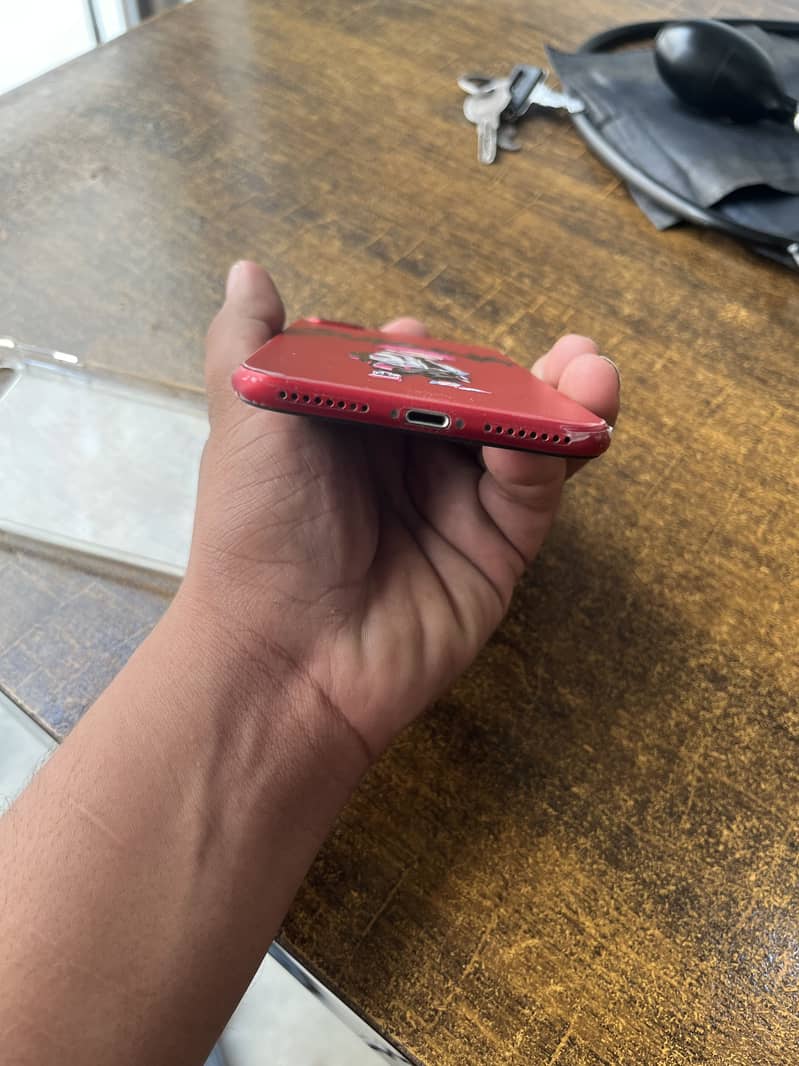 Apple iPhone 8 Plus 6