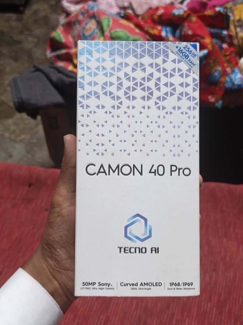 Tecno CAMON 40 Pro 10