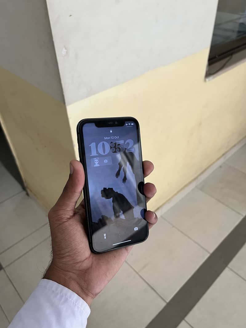 iPhone 11 2