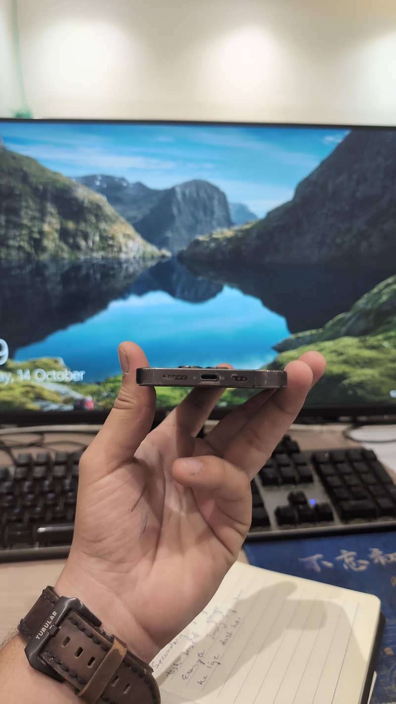 Apple iPhone 14 Pro 3