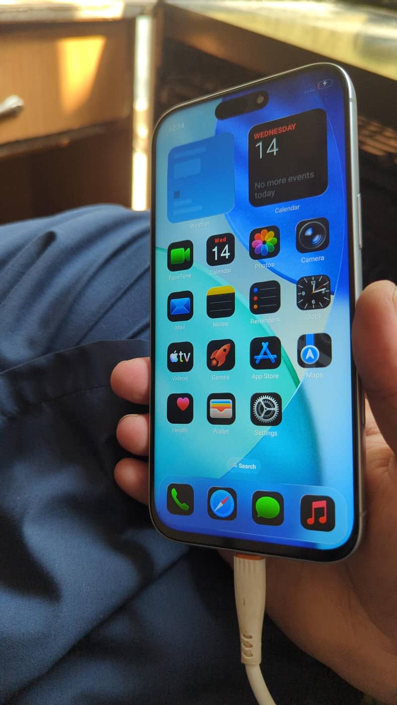 Apple iPhone 17 Pro Max 2