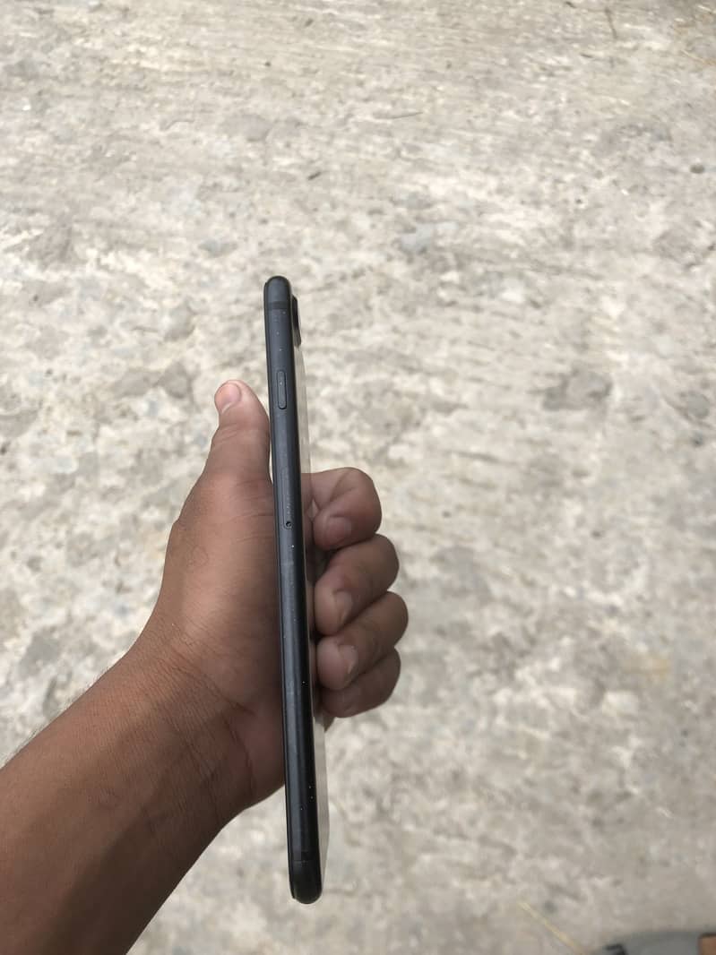 Apple iPhone 7 Plus 2