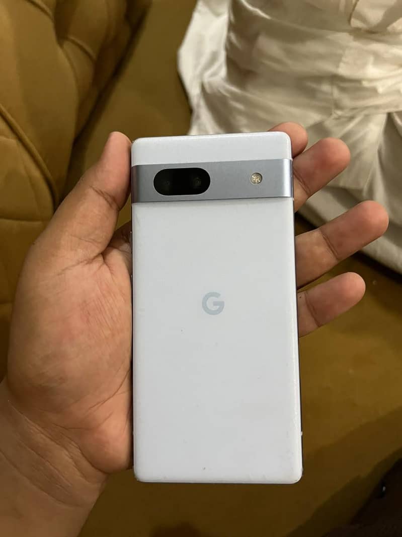 Google Pixel 7a 5