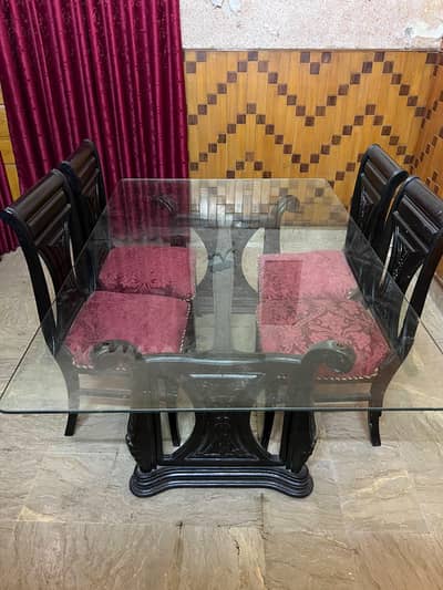 Dining Table for sale With 5 chairs