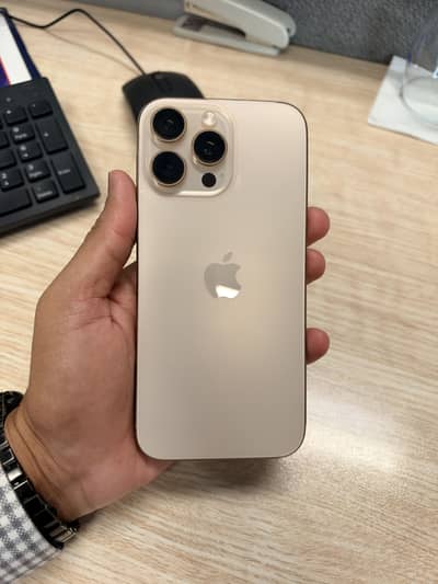 Apple iPhone 16 Pro Max 256, PTA. 92% BH