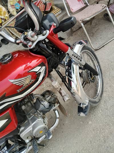 Honda CD70 2022/2023 for sale