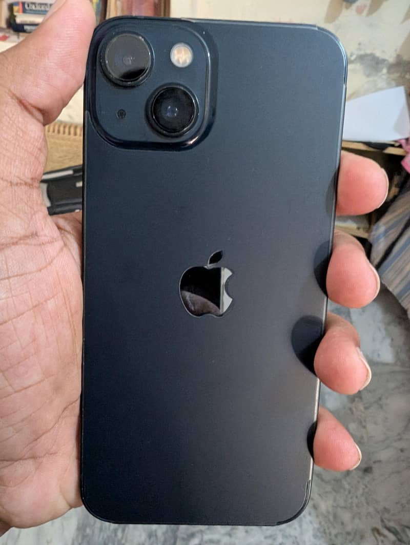 Apple iPhone 13 3