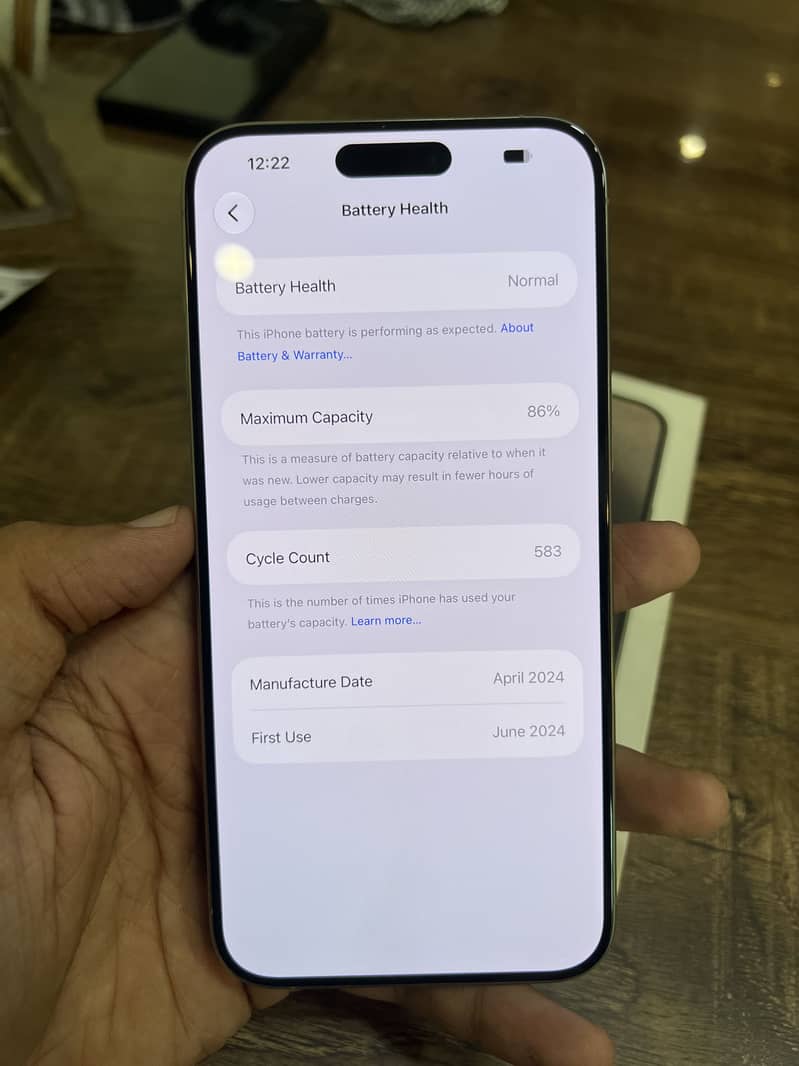 Apple iPhone 15 Pro Max 2