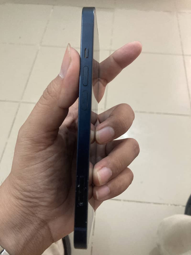 Apple iPhone 13 3