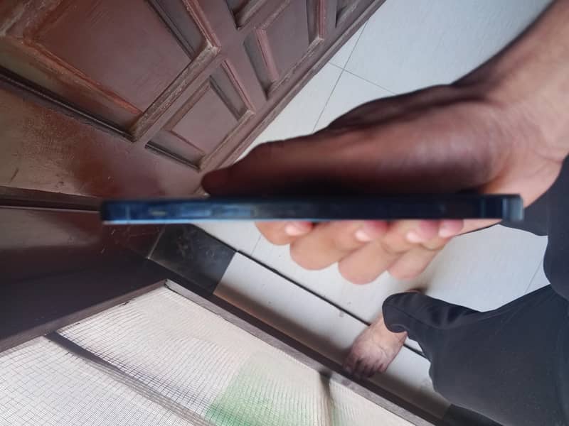 Apple iPhone 12 Pro 1