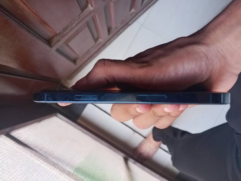 Apple iPhone 12 Pro 2