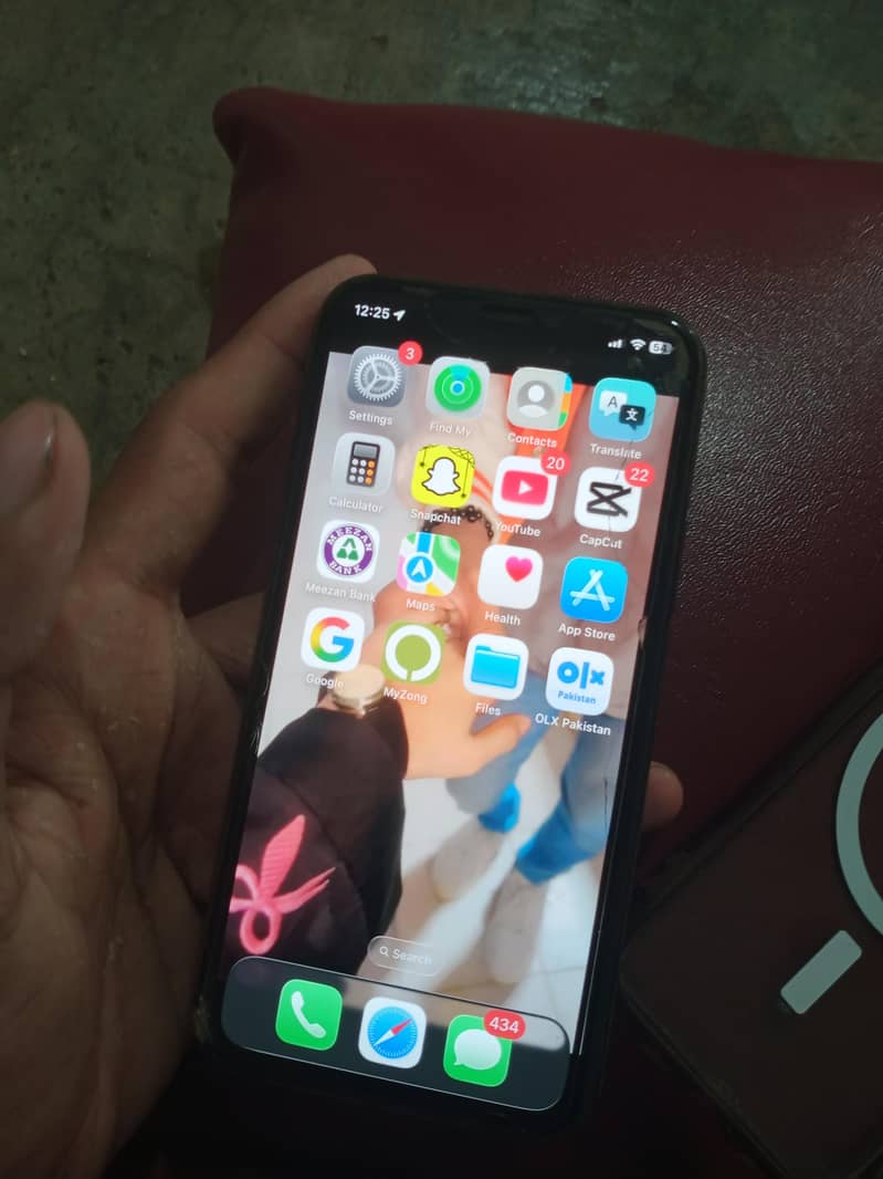 Apple iPhone 11 Pro 5