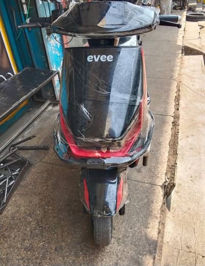 Evee electric scooty for sale