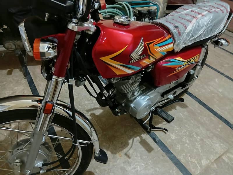 GG-125 6