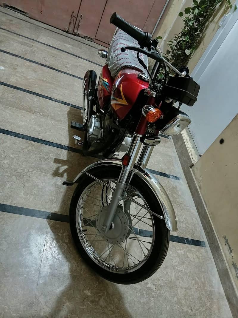 GG-125 7