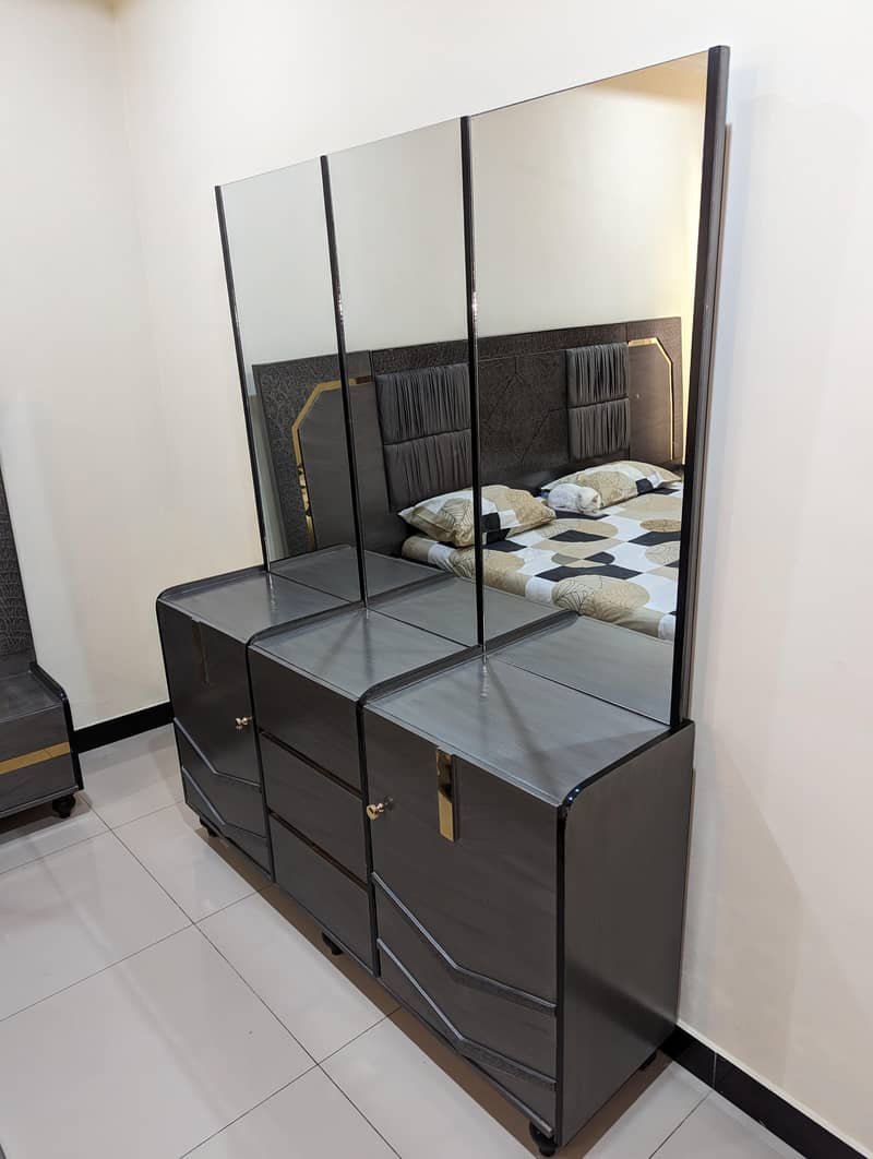 Bedroom bed set 6
