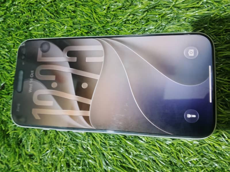 Apple iPhone 17 Pro Max 1