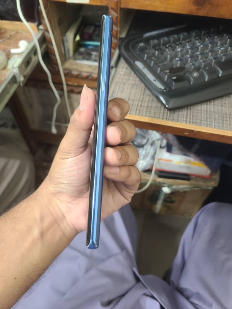 Samsung Mobile Note 8 2
