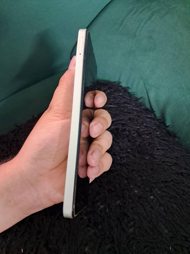 Realme C63 3