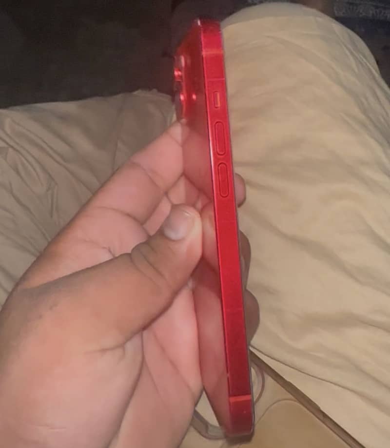 Apple iPhone 14 2