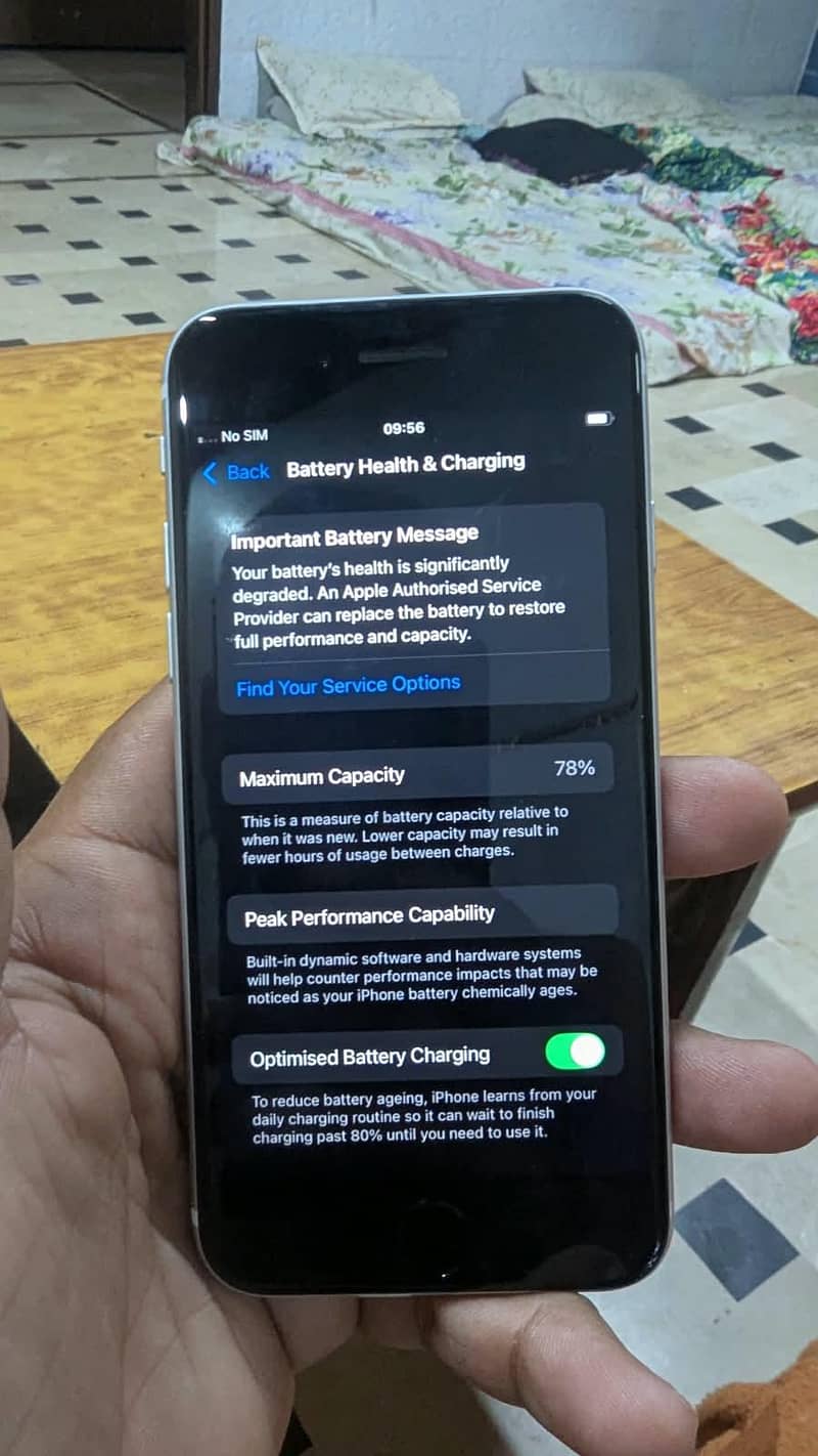 Apple iPhone SE 8