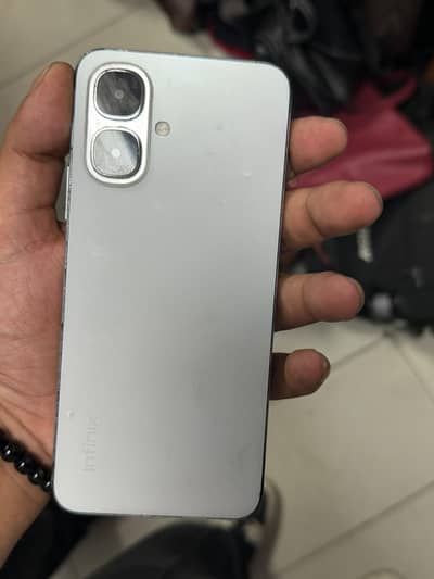 Infinix smart 10 4/64