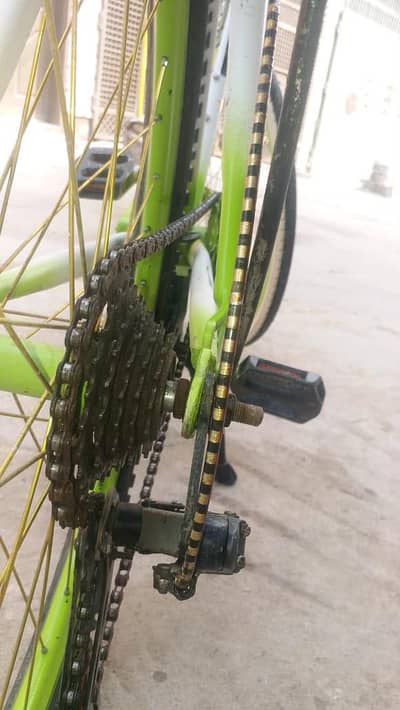 Good Condition Gear Cycle | Fresh Paint | 6 Gears