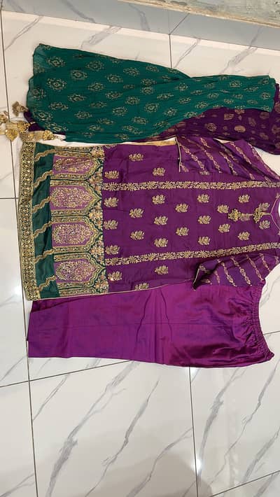 Party wear