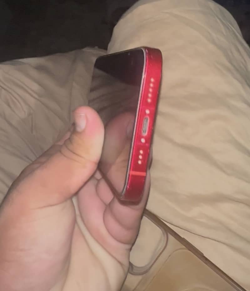 Apple iPhone 14 2
