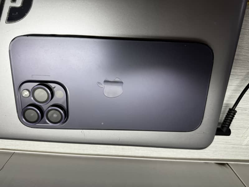 Apple iPhone 14 Pro Max 2