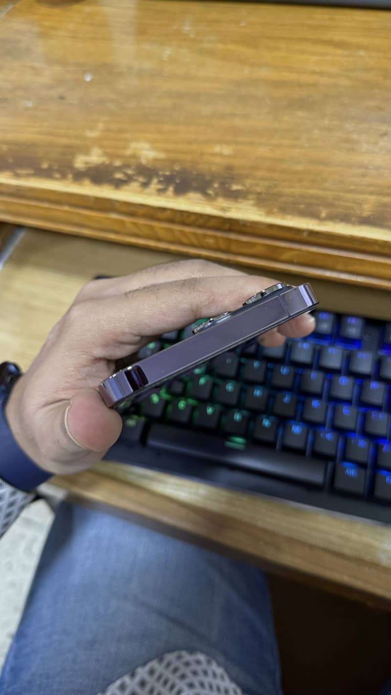 Apple iPhone 14 Pro Max 3