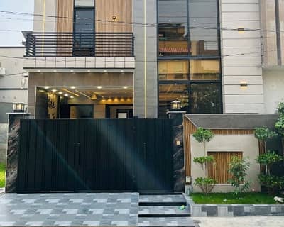 Affordable House Available For sale In Al Rehman Garden