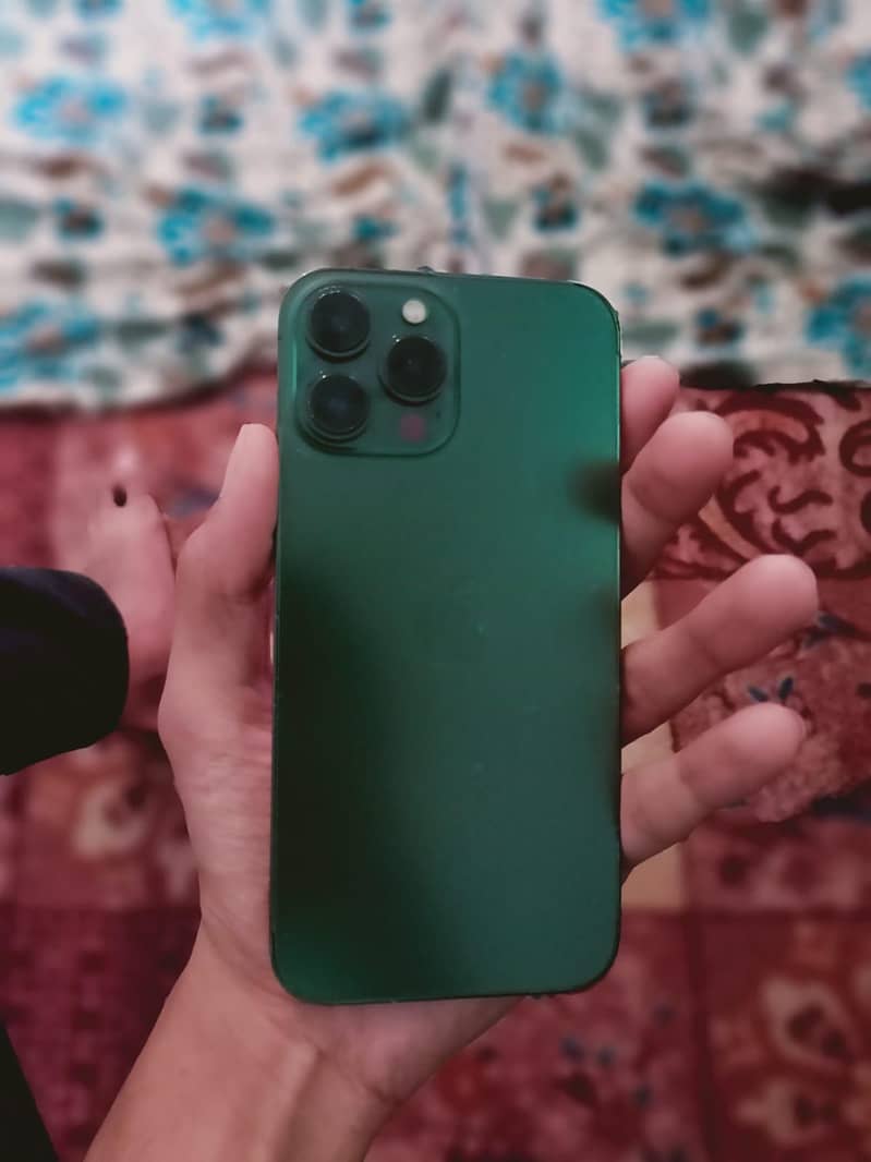 Apple iPhone 13 Pro Max 6