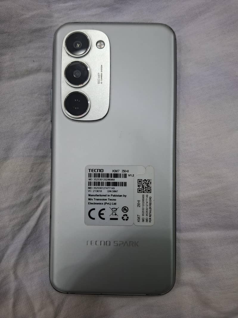 Tecno Spark 40 pro plus 5