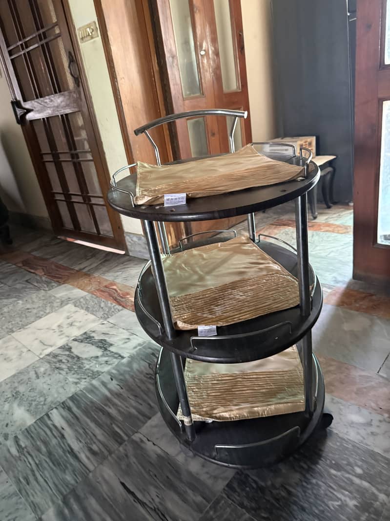 Tea trolley 2