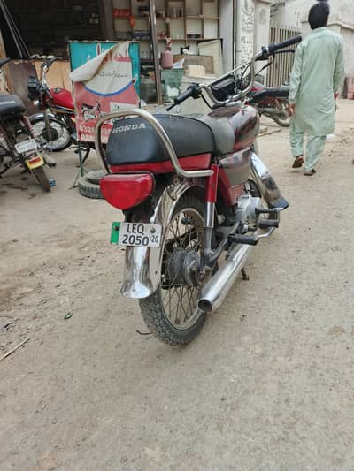 CD 70 ok bike ha engine ki 100% granty ha