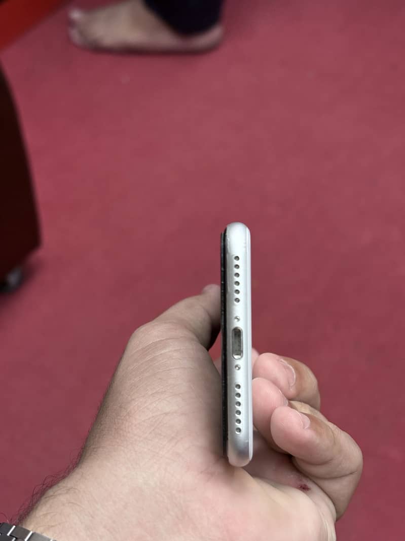 Apple iPhone SE 5
