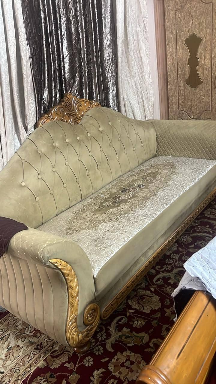 5 seet sofa set 3