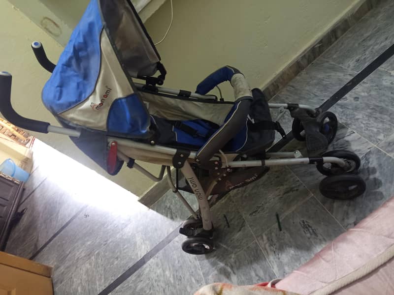 mini Ami stroller 1