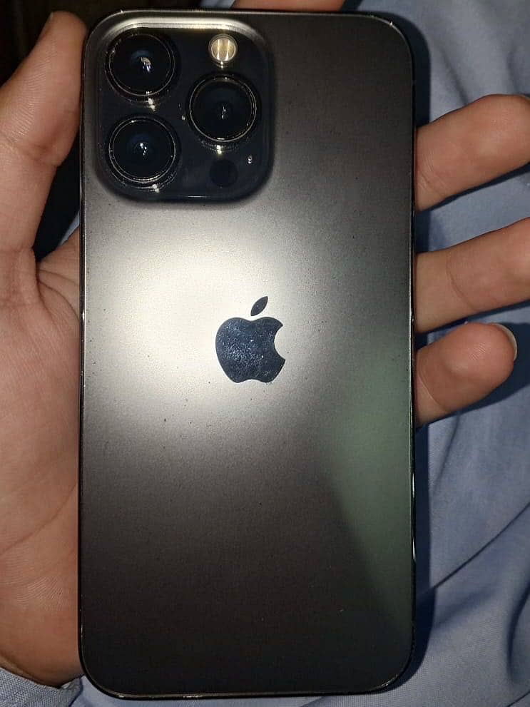 Apple iPhone 13 Pro 0