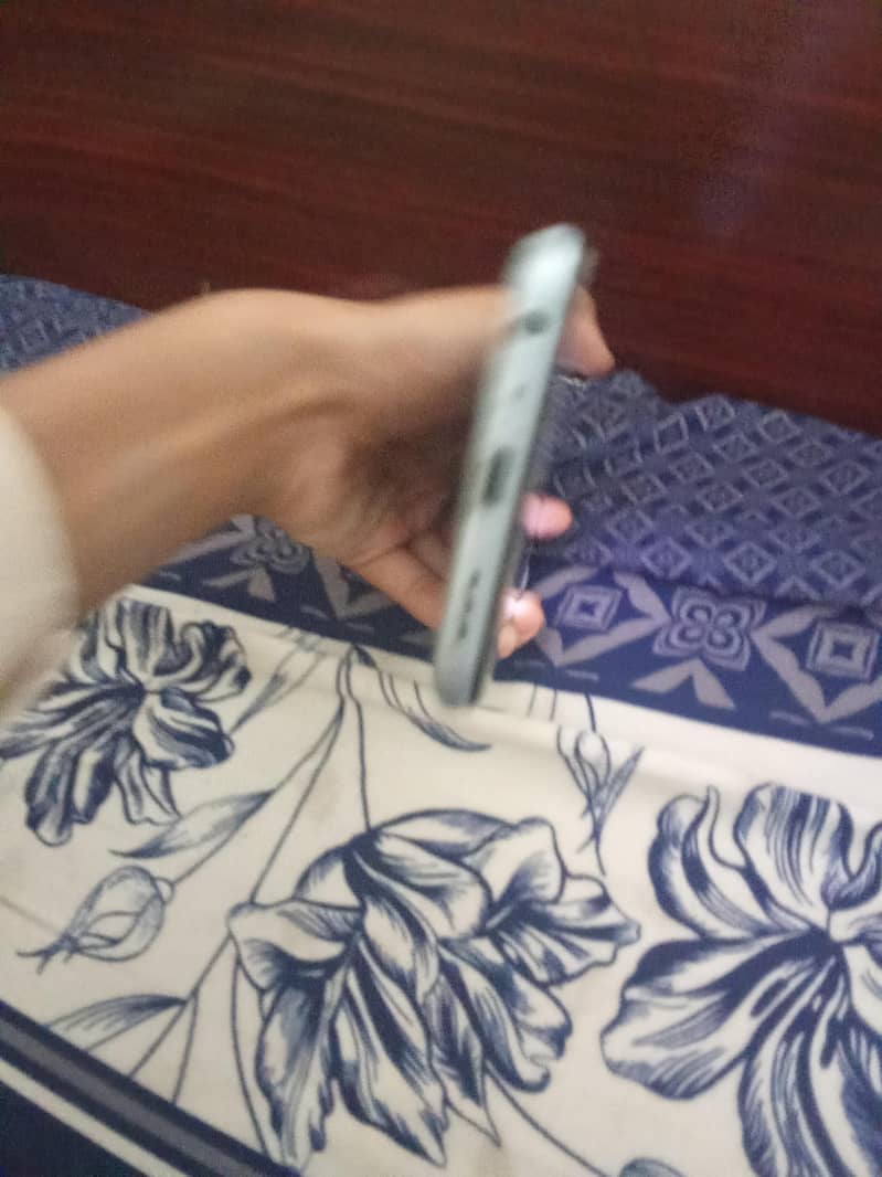 OPPO A54 3