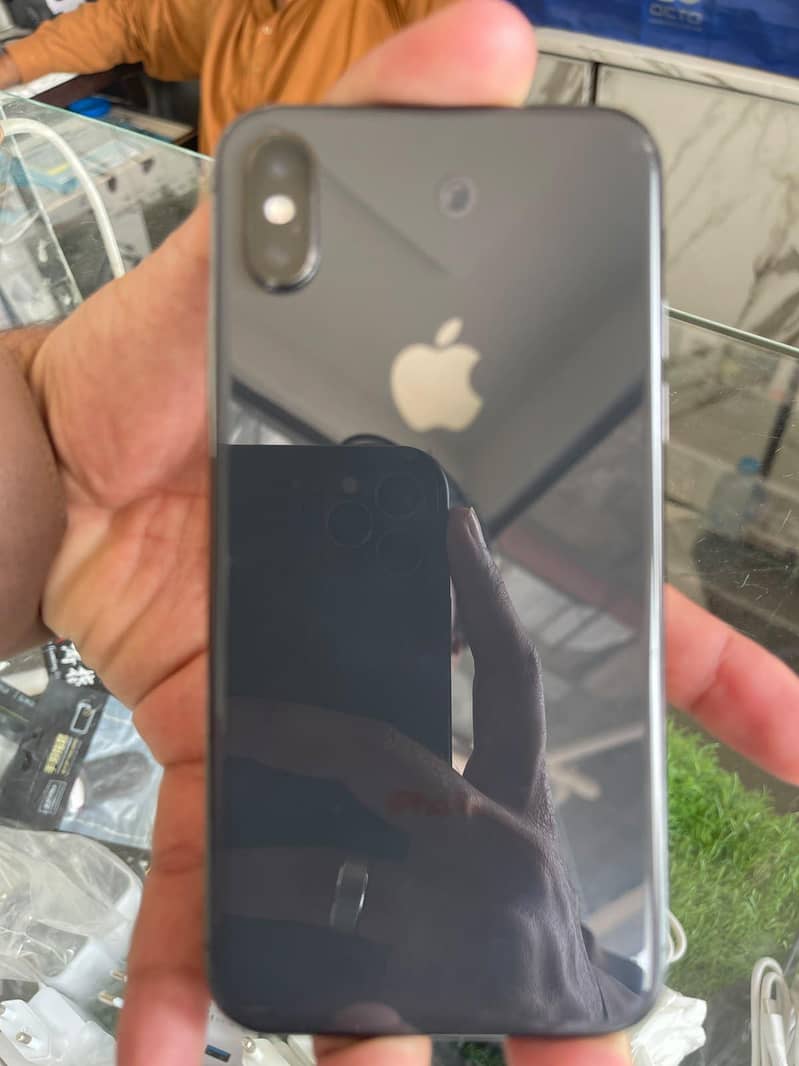 Apple iPhone X 0