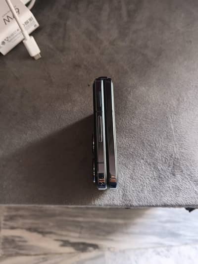 Xiaomi Mix Flip
